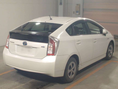 2014 Toyota Prius ZVW30[1]