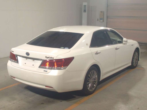 2016 Toyota Crown Hybrid AWS210[1]