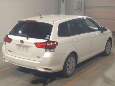 2016 Toyota Corolla Fielder NKE165G[1]