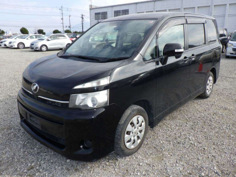 2012 Toyota Voxy ZRR70G[0]