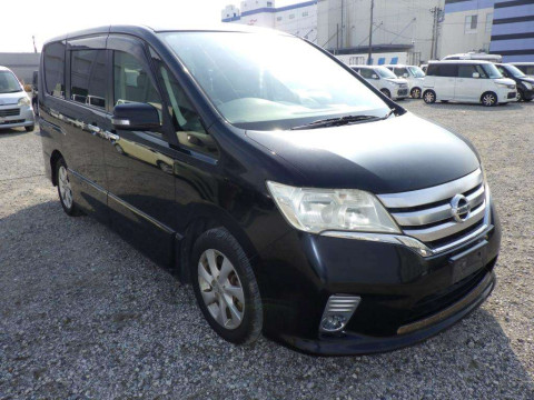 2012 Nissan Serena FC26[2]