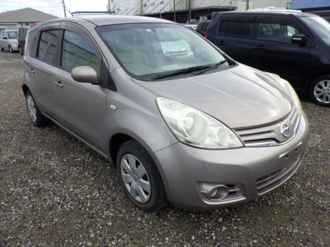 2008 Nissan Note E11[2]