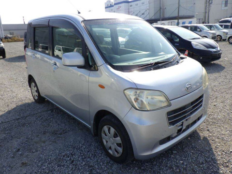 2010 Daihatsu Tanto exe L455S[2]