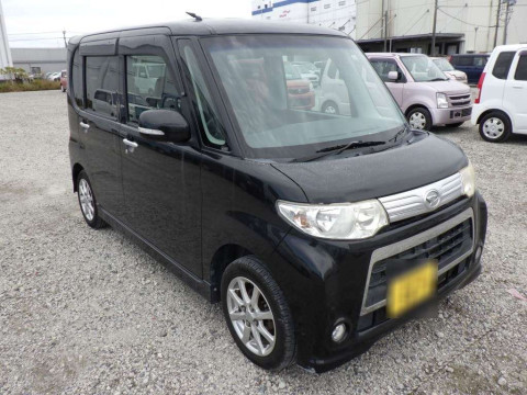 2010 Daihatsu Tanto Custom L375S[2]