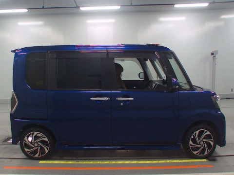 2019 Daihatsu Tanto Custom LA600S[2]