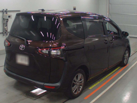 2016 Toyota Sienta NSP170G[1]