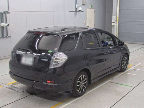 2012 Honda Fit Shuttle Hybrid GP2[1]