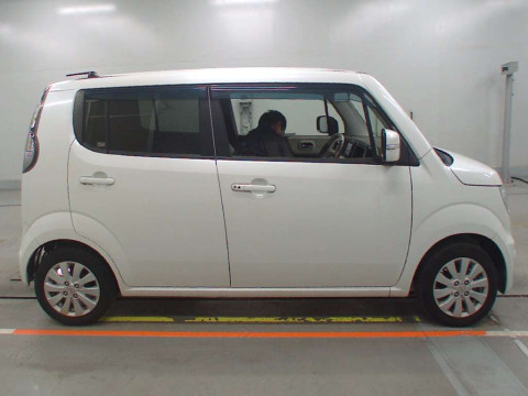 2015 Nissan Moco MG33S[2]