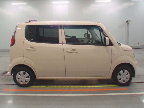 2012 Nissan Moco MG33S[2]