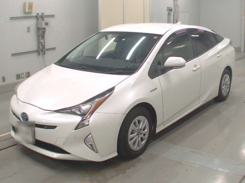 2017 Toyota Prius ZVW50[0]