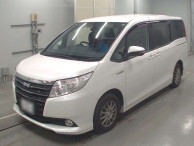 2015 Toyota Noah