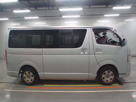 2008 Toyota Hiace Van KDH201V[2]