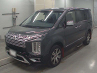 2019 Mitsubishi Delica D5