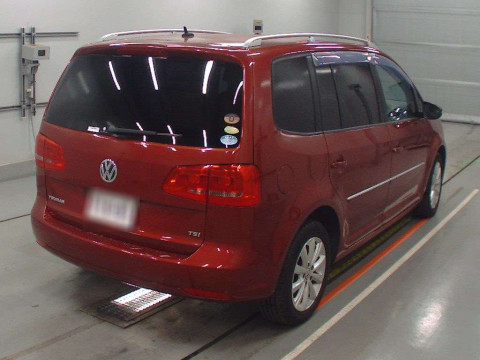 2012 Volkswagen Golf Touran 1TCAV[1]