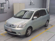 2010 Toyota Raum