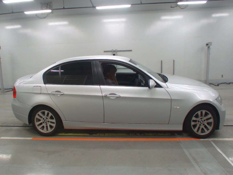 2005 BMW 3 Series VA20[2]