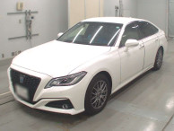 2020 Toyota Crown Hybrid