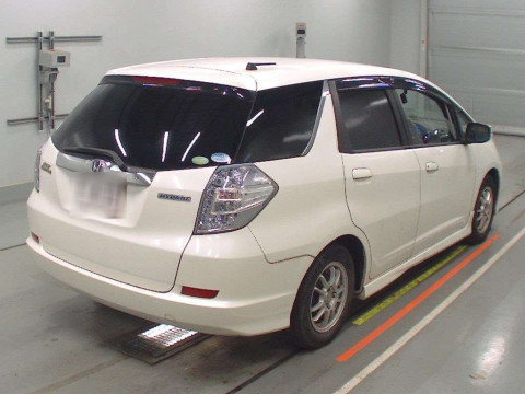 2012 Honda Fit Shuttle Hybrid GP2[1]