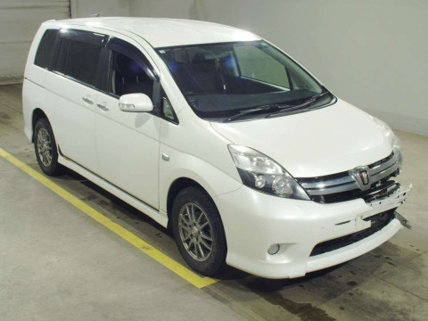 2012 Toyota Isis ZGM15W[2]