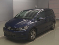 2016 Volkswagen Golf Touran