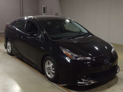 2019 Toyota Prius ZVW51[2]