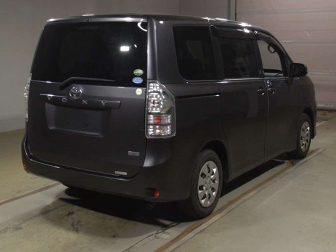 2012 Toyota Voxy ZRR70G[1]