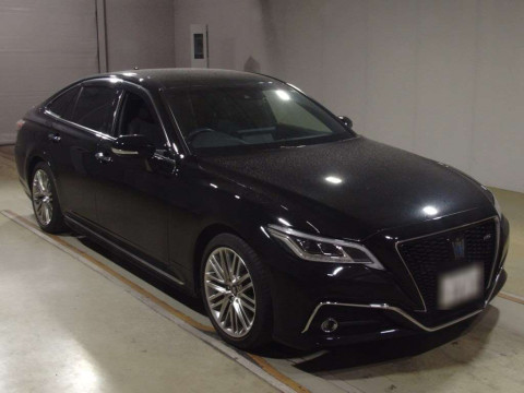 2021 Toyota Crown Hybrid AZSH20[2]