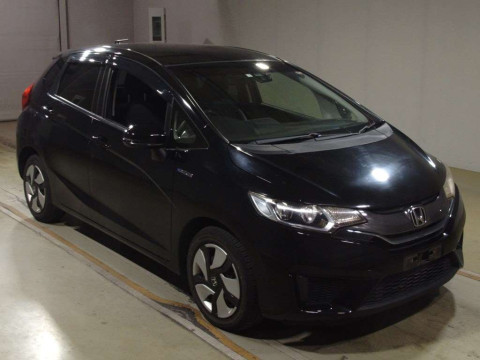 2014 Honda Fit Hybrid GP5[2]