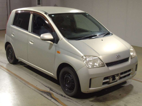 2004 Daihatsu Mira L250S[2]