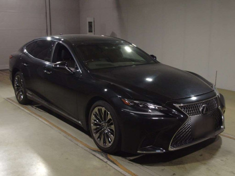 2017 Lexus LS GVF55[2]