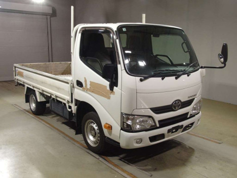 2020 Toyota Toyoace Truck TRY230[2]