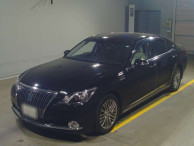 2017 Toyota Crown Majesta