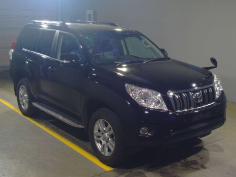 2011 Toyota Land Cruiser Prado GRJ151W[2]