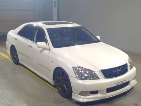 2007 Toyota Crown GRS180[2]