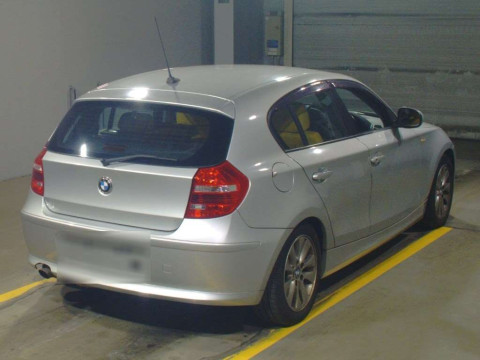 2010 BMW 1 Series UE16[1]