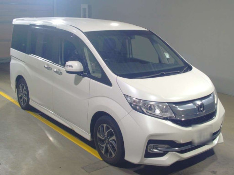 2017 Honda Step WGN Spada RP3[2]