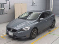 2018 Volvo V40