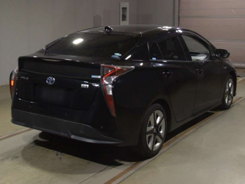 2018 Toyota Prius ZVW51[1]