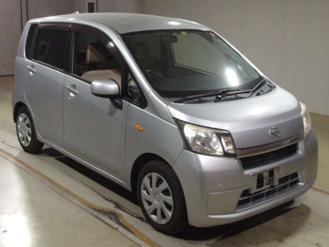 2013 Daihatsu Move LA100S[2]