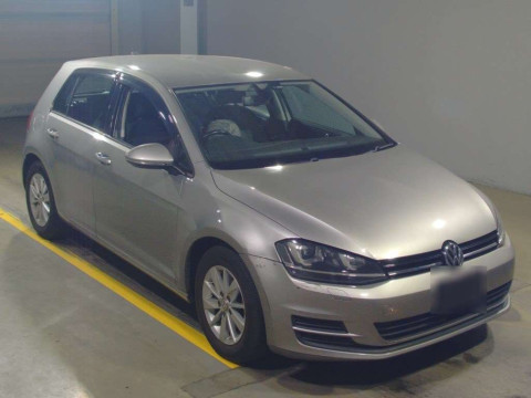 2016 Volkswagen Golf AUCJZ[2]