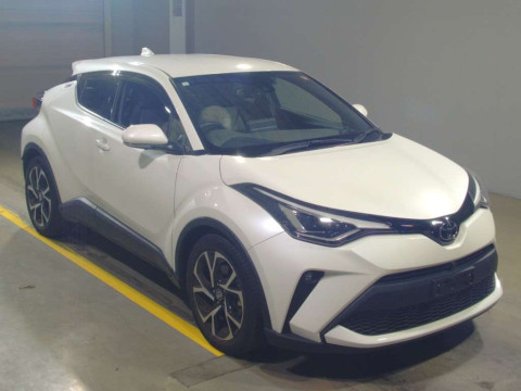 2020 Toyota C-HR NGX10[2]