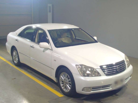 2006 Toyota Crown GRS180[2]