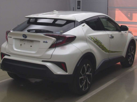 2018 Toyota C-HR ZYX10[1]