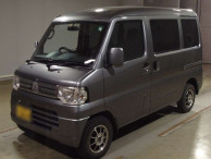 2013 Mitsubishi Minicab Van