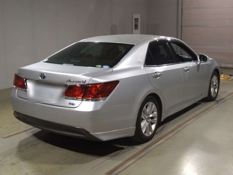 2014 Toyota Crown Hybrid AWS210[1]