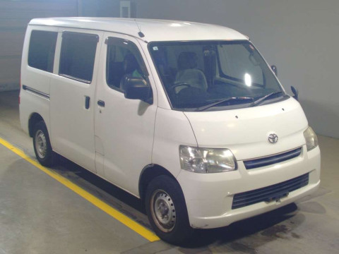 2016 Toyota Townace Van S402M[2]