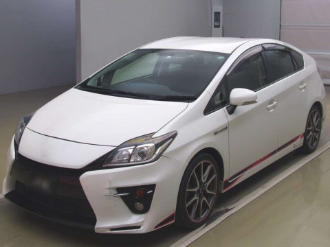 2014 Toyota Prius ZVW30[0]