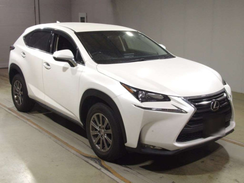 2015 Lexus NX AGZ10[2]