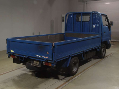 1995 Toyota Toyoace Truck YY211[1]