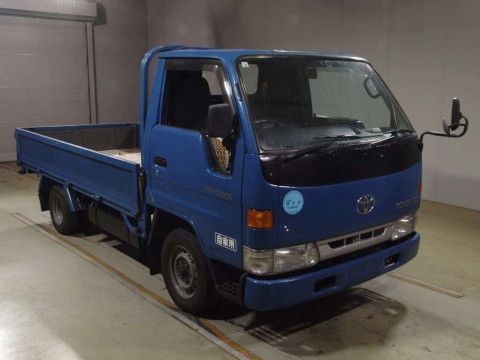 1995 Toyota Toyoace Truck YY211[2]